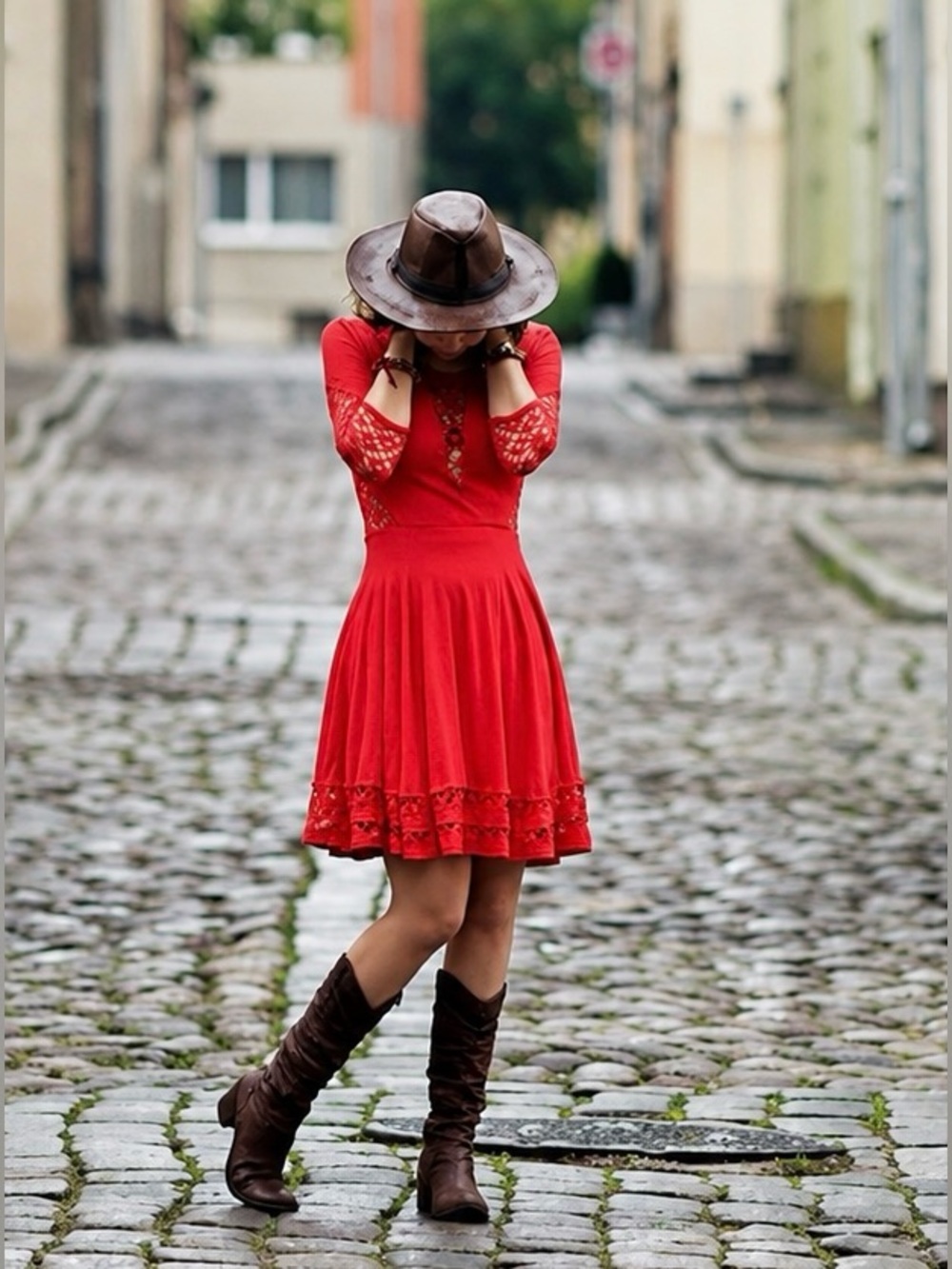 ♥️ FREE PEOPLE Long Sleeved Lace Mini Dress. Size MEDIUM. Good Condition! - Picture 2 of 8